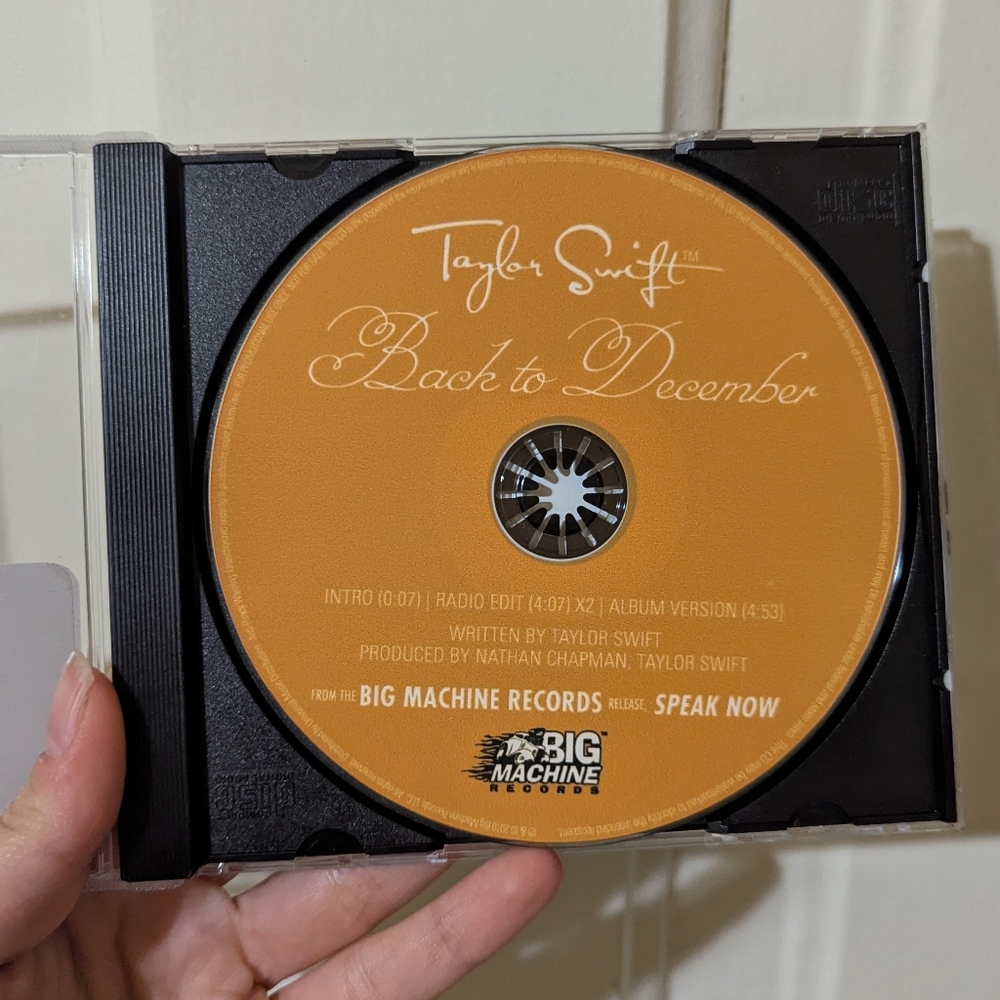 Rare Authentic Taylor Swift radio promo CD "Back to December" Speak Now Album